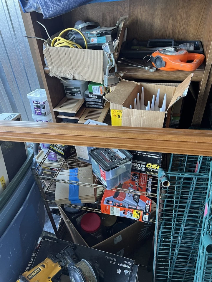 Contractors Storage Unit (FULL) - Image 3 of 4