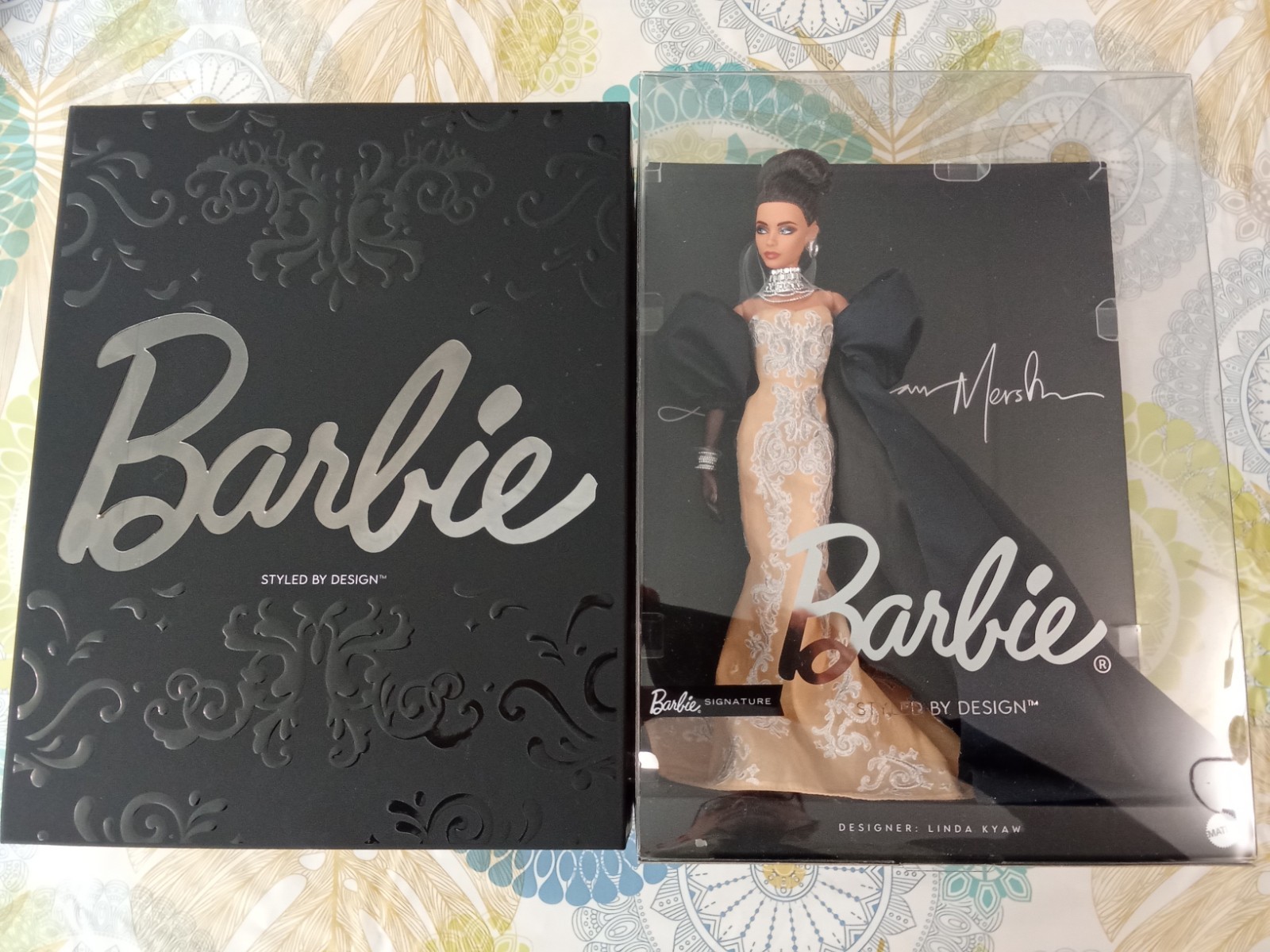 Barbie JBH68 Styled by Design : Tenue Haute Couture et Signature Linda Kyaw