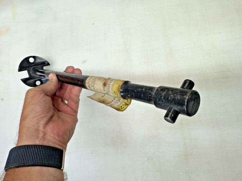 MOPAR STEERING SHAFT w/POWER STEERING P/N 4115148 DODGE D150 D250 D350 W150 W250 - Image 4 of 4