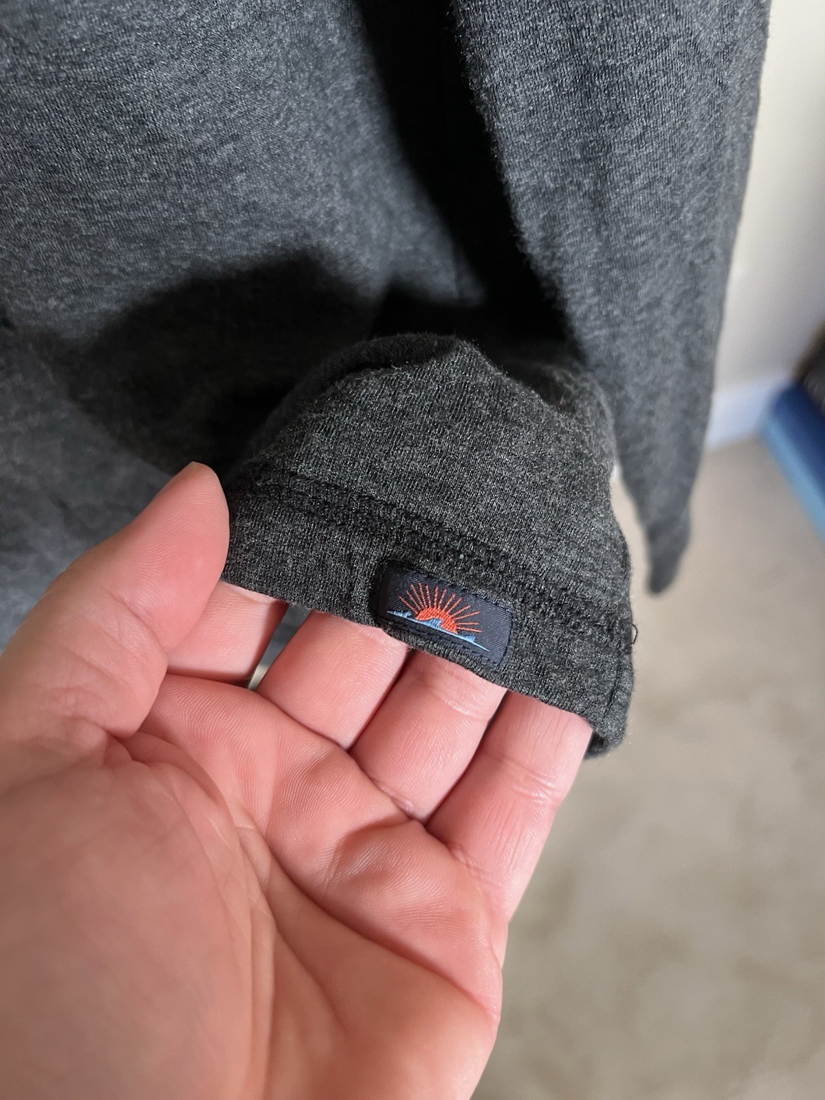 Faherty $98 Cloud Cotton Gray 3 Button Pullover H… - image 4