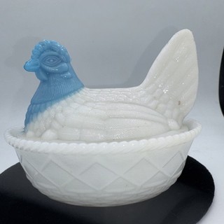 Rare Blue And White Milk Glass Westmoreland Hen On Nest