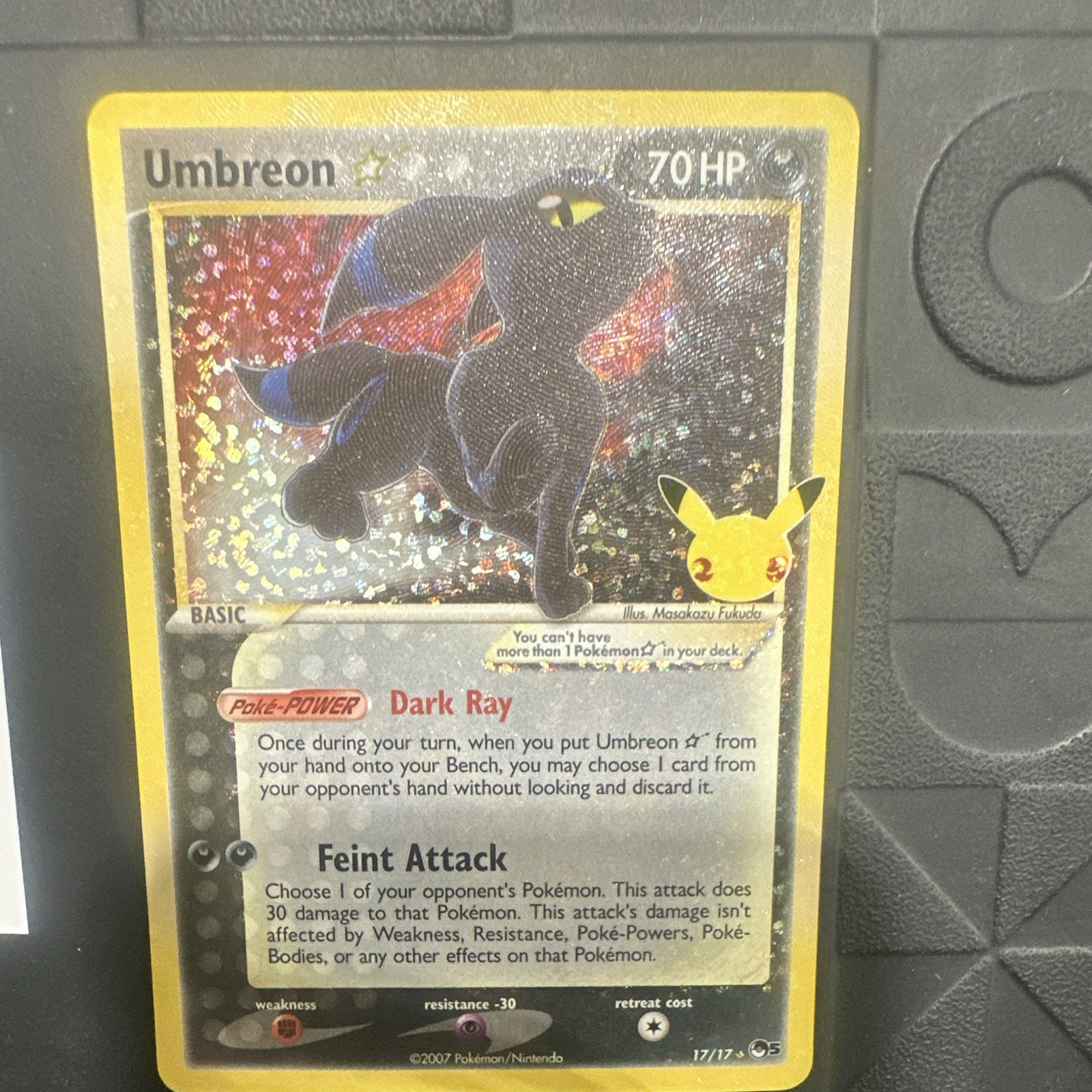 Pokemon Umbreon Star 17/17 Classic Collection Holo Celebrations HP70 EN