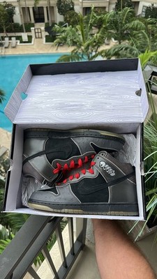 Size 9 - Nike Dunk SB Premium High MF Doom
