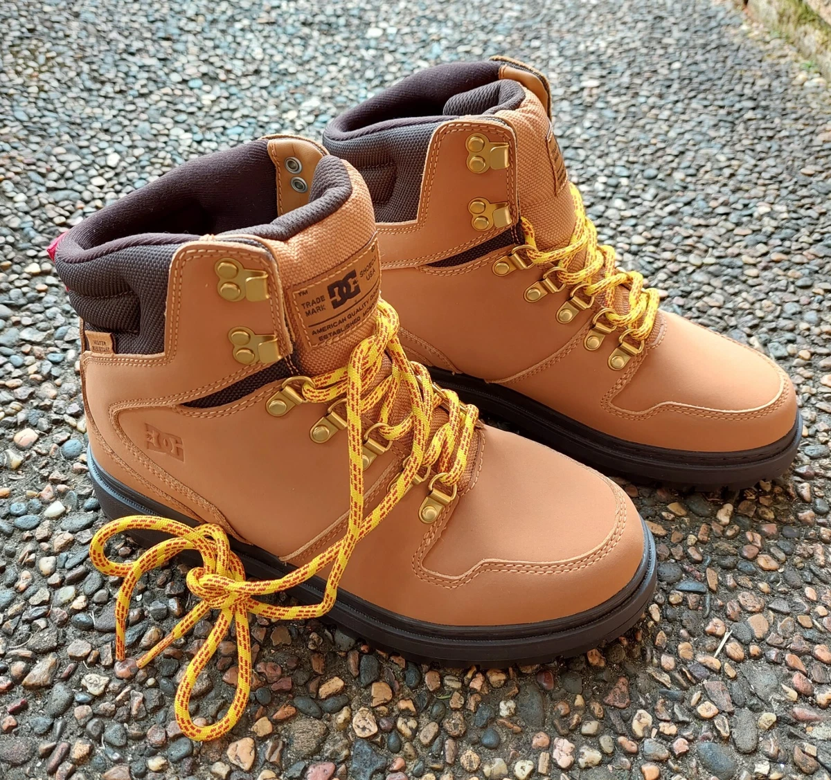 Dc boots uk sales
