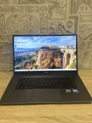 Honor MagicBook X 15 16GB RAM 512GB SSD Space Gray Notebook