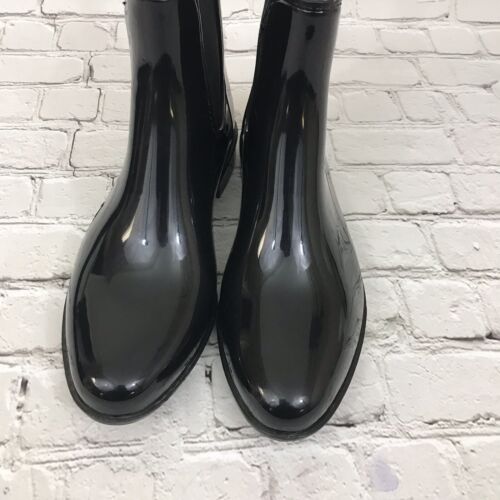 rugged outback rain boots