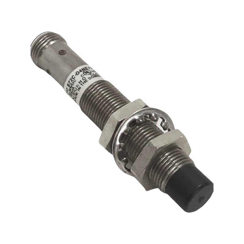 1PCS New Allen Bradley 872C-D4NE12-D4 Proximity Switch Sensor 4mm 10-30V DC - Image 2 of 2