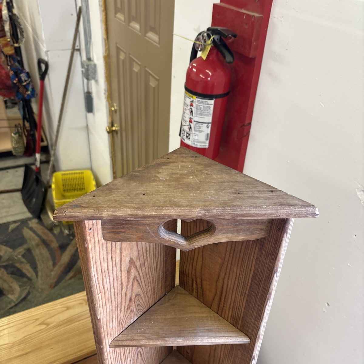 Vtg Country Heart Solid Wooden Heart Cutout 4 Tier Corner Shelf