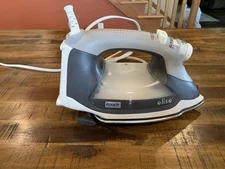 Oliso TG1100 Smart Iron with iTouch Technology 1800W Gray TESTED WORKS