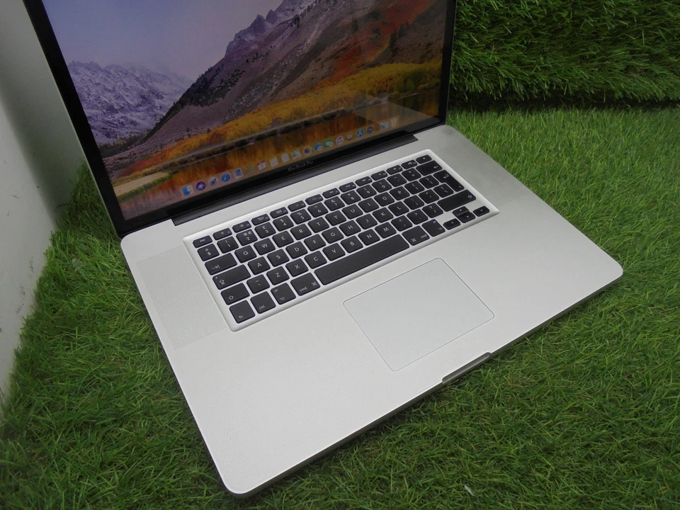 Apple MacBook Pro 17" Late 2011 A1297 Intel Core i7 HIGH SIERRA 500GB SSD 4GB L6 - Image 4 of 4