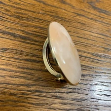 Vintage Gold Tone Scarf Clip with Large Rose Quartz Cabochon – Oval Scarf Holder