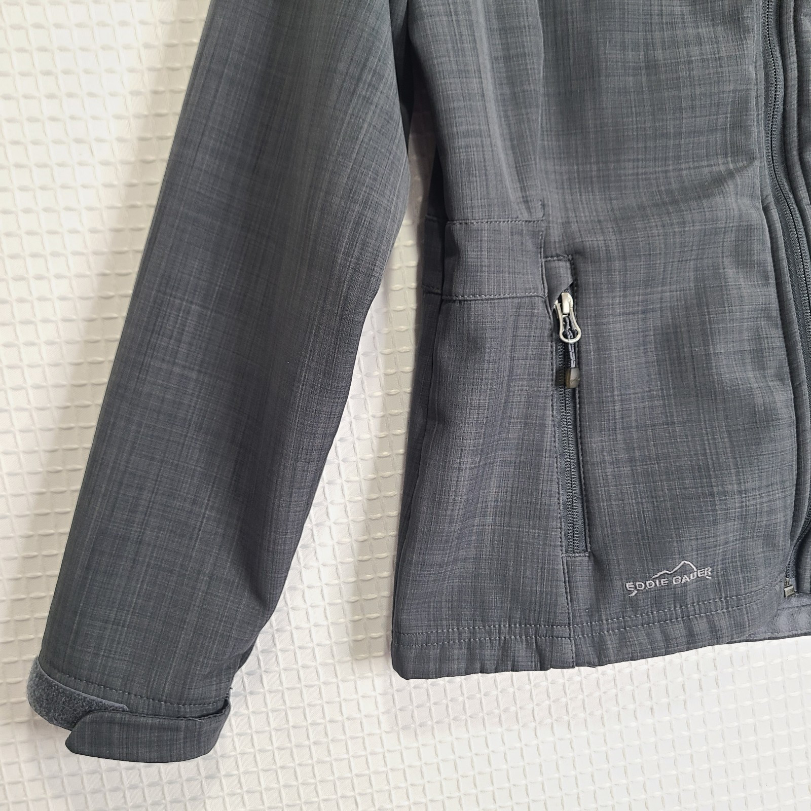 Eddie Bauer Gray Softshell Jacket Fitted Long Sle… - image 2