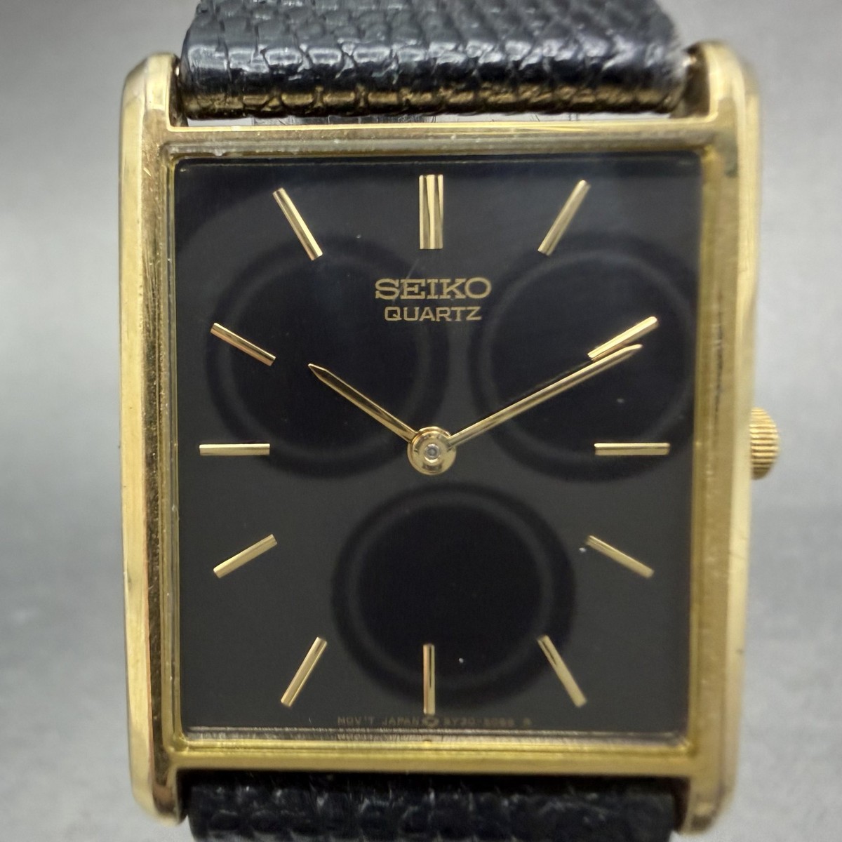SEIKO アナログ腕時計 ゴールド/ブラック Seiko Tank Watch Men 25mm Black Dial Gold Tone Rectangle 5y30-5069