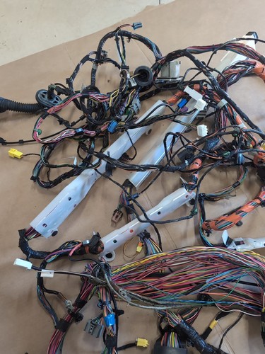2009 Gmc Acadia Main Floor wire wiring harness Body Behind Dash - Picture 5 of 11