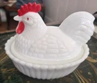 Vintage Westmoreland Carnival Milk Glass Hen On Nest Box