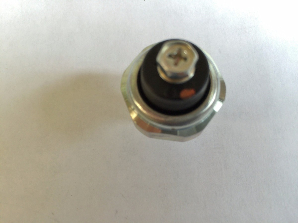 NEW Genuine OEM Kawasaki 27010-2234 Engine Oil Pressure Switch
