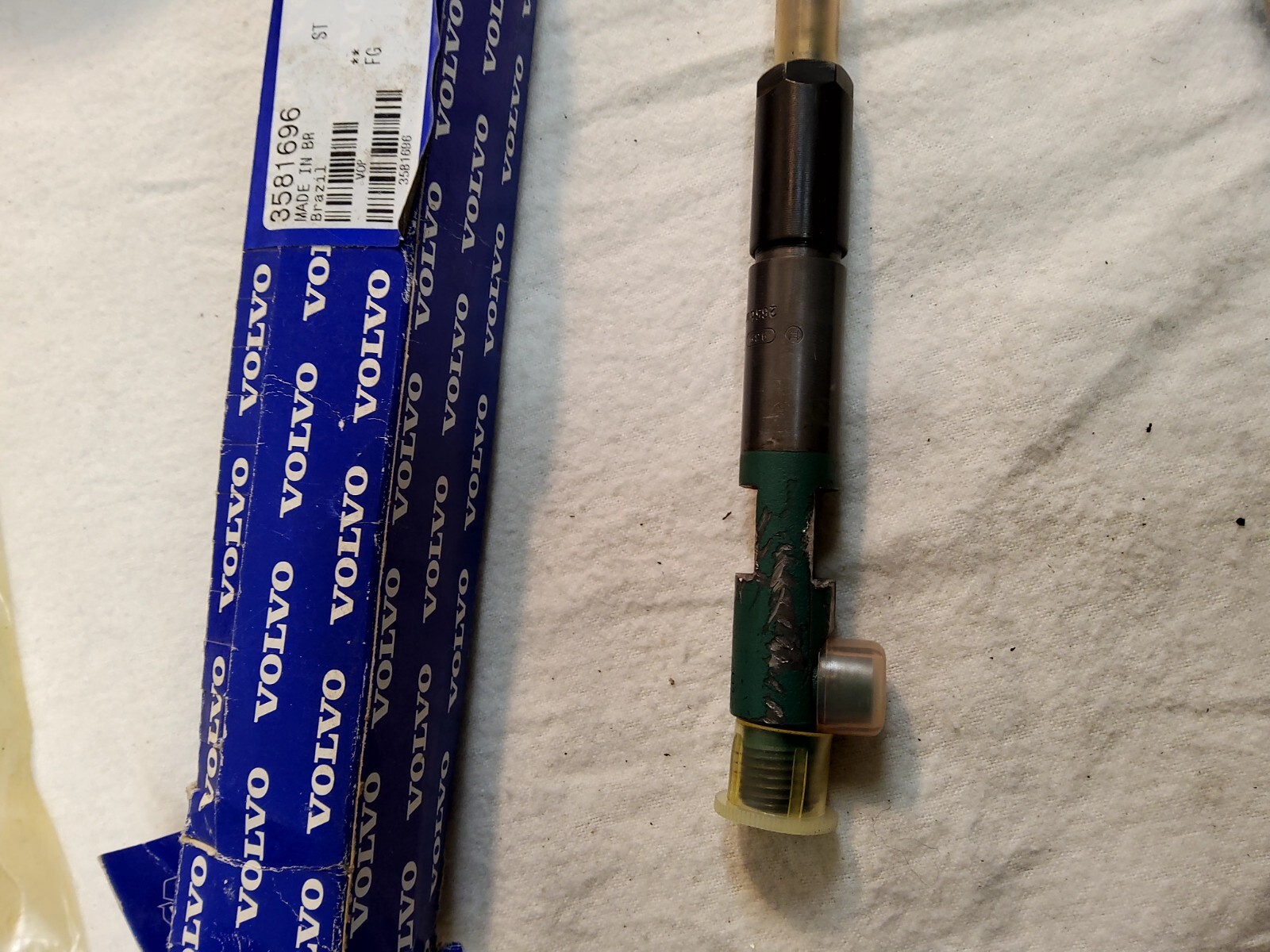 Volvo Penta Fuel Injector 3581696 Read | eBay