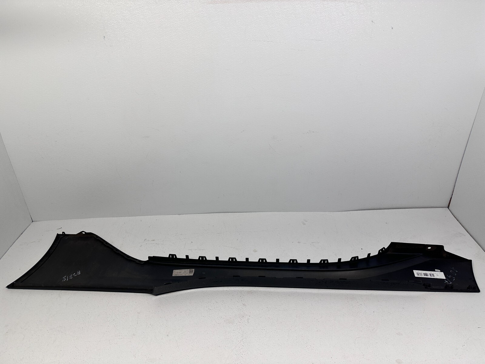 2014-2020 BMW I8 I12 RIGHT ROCKER SIDE SKIRT MOLDING TRIM SOPHISTO GRAY OEM