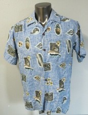 Mens Go Barefoot Blue Floral Hawaiian Shirt Size L Cotton Surfing USA Made VTG