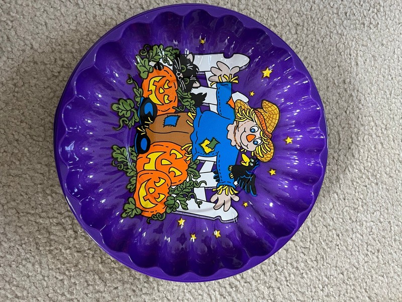 Vintage Berman Halloween (2) Plastic Plates/Bowl