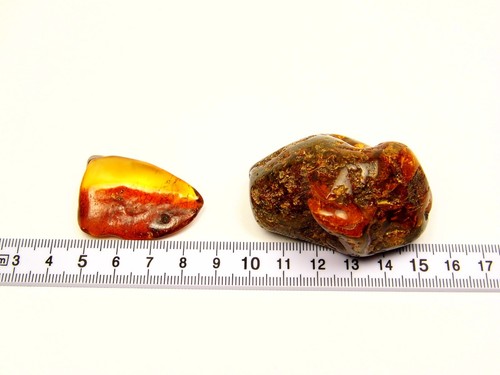 Lot of 2 Baltic Amber Stones 42gr. Brown Cognac Natural Genuine Polished 6740 - Picture 3 of 7