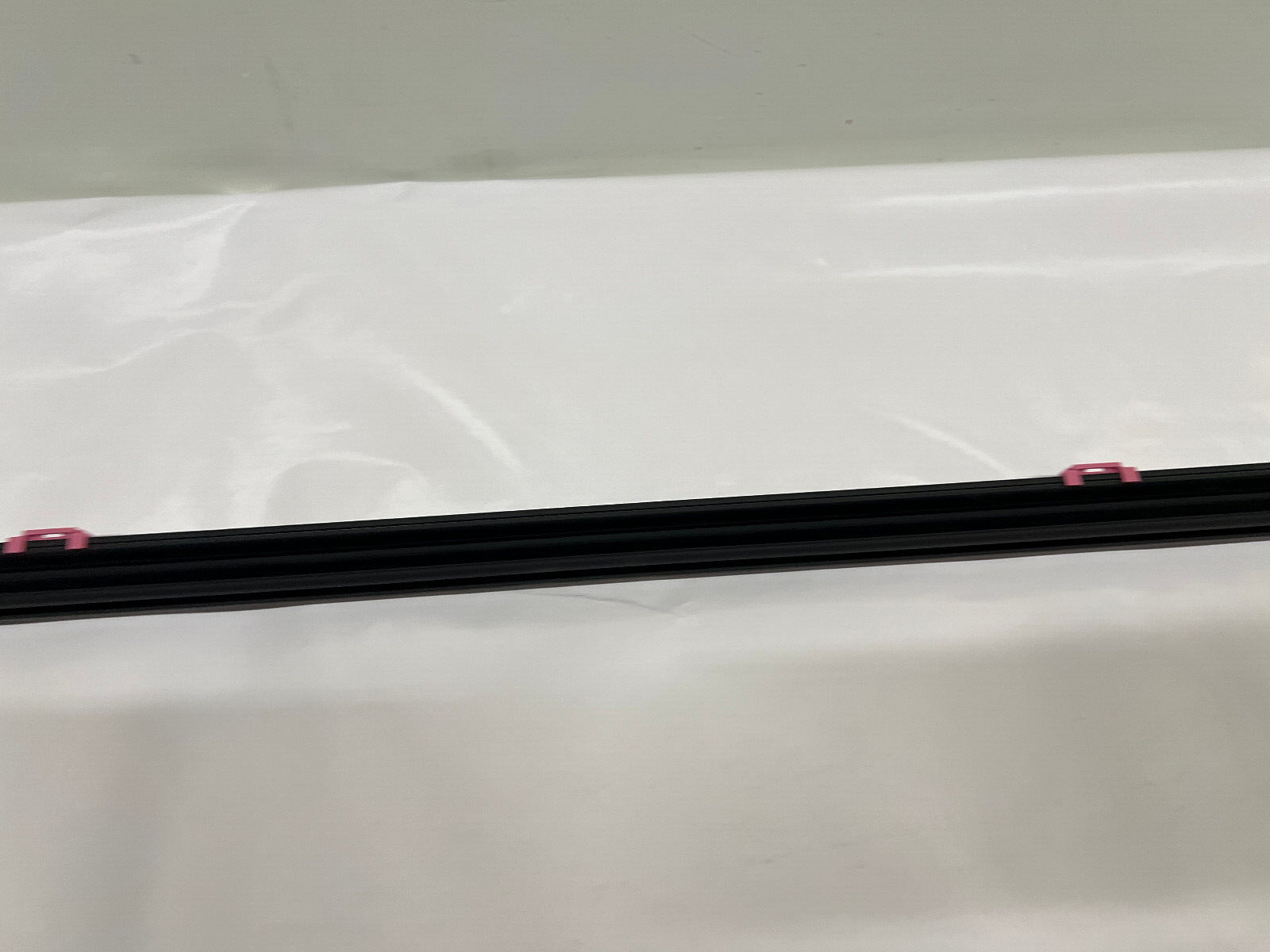 86823419 2019-2022 2023 chevy silverado 1500 front right door belt  