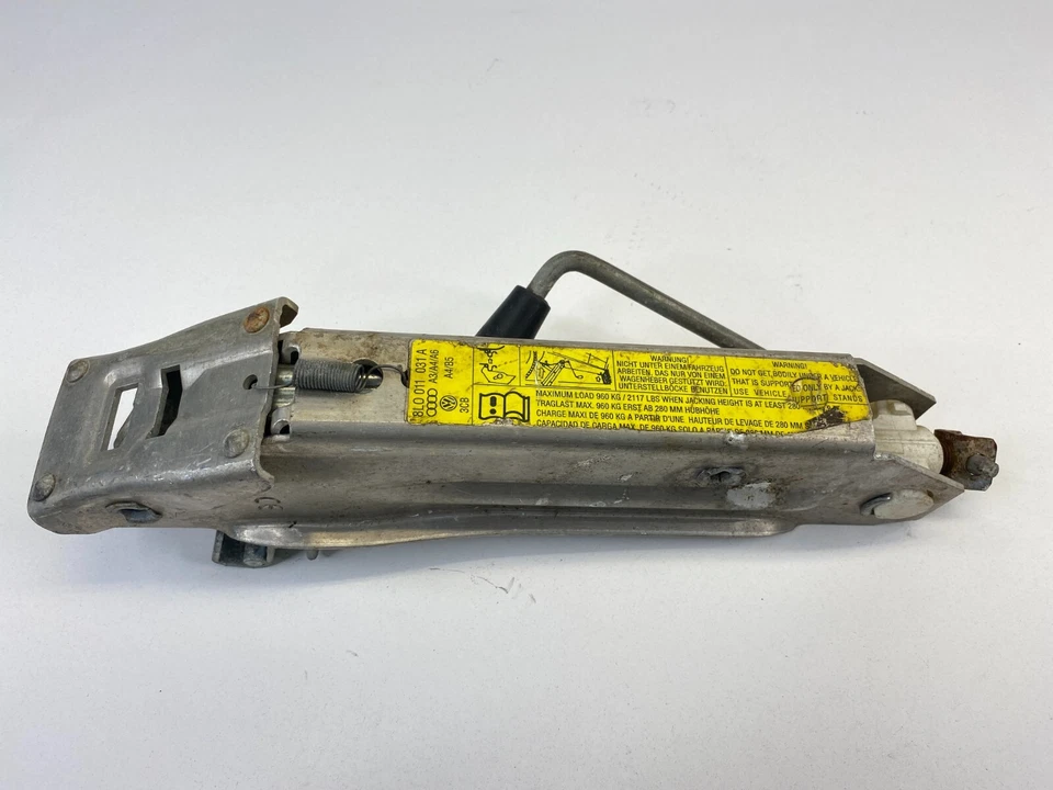 Audi A6 98-05 1998-2004 VW Jetta neumático de repuesto de emergencia gato de piso 8L0-011-031-A Foto 2 de 4