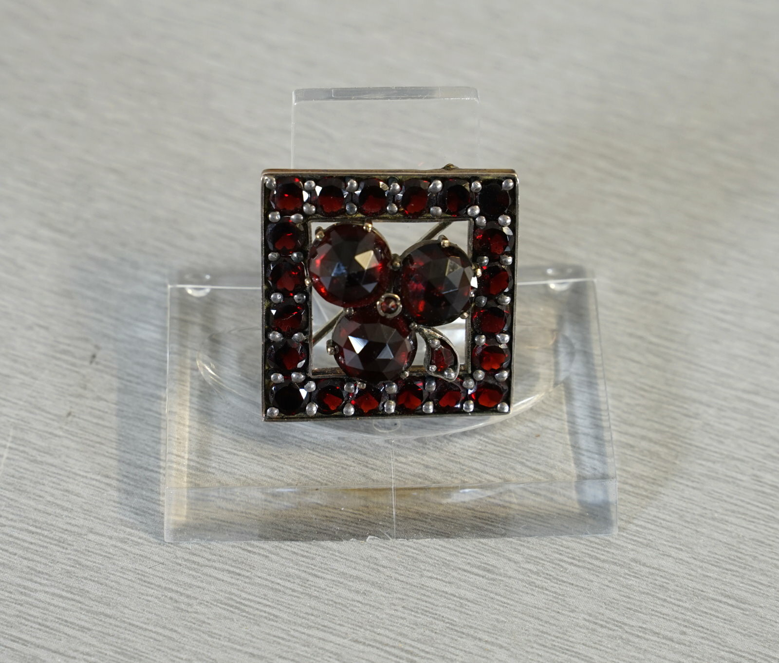 Picture 1 of 6