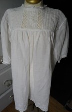 DARLING INFANT ANTIQUE COTTON EMBROIDERED SCALLOPED PLEATED COLLAR DRESS