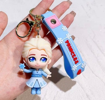 Süßer Elsa Schlüsselanhänger   Frozen Disney   PVC Figur   Mit blauem Band