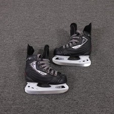 CCM 01 Ice Skates Junior 10 Black Recreationa...
