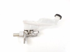 Mercedes-Benz GLA W156 2015 Hauptbremszylinder A2464300302 Diesel 100kW EZE66490