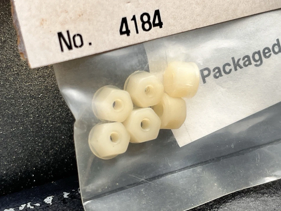 Team Associated 1:10 Locknuts 4-40 NYLON (6) #4184 BRAND NEW RC10 - Image 2 of 2