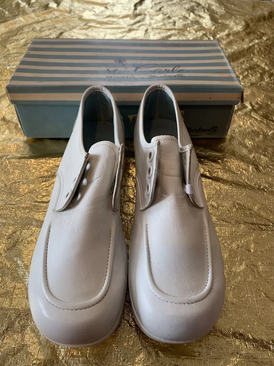 White nurses hotsell shoes on sale