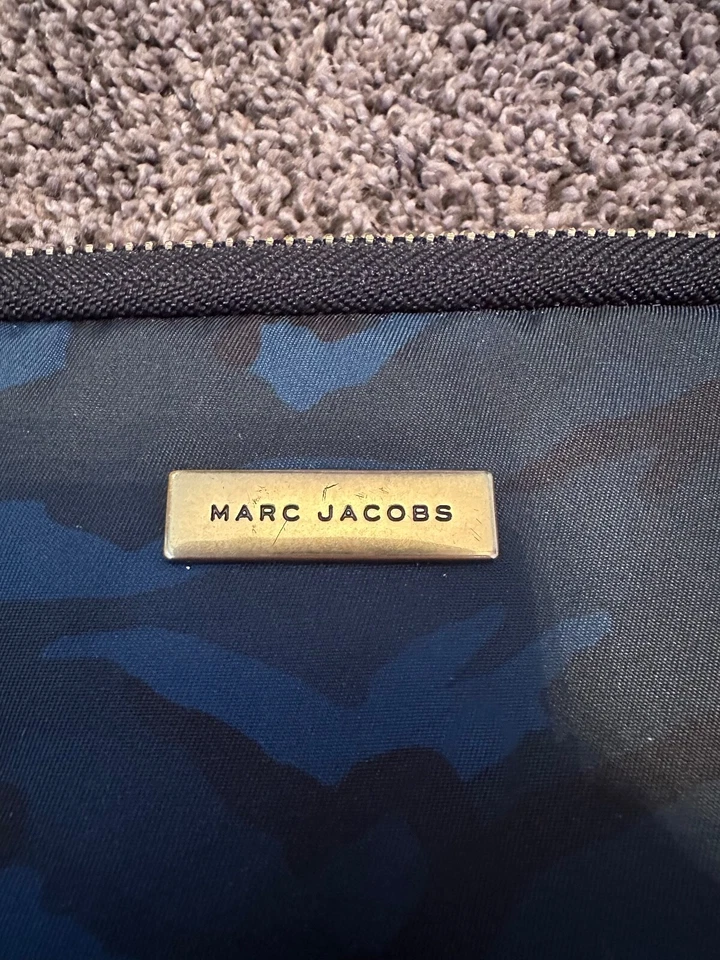 Marc Jacobs Collection Julie Verhoeven Camo Mini Tabet, Storage, Clutch - New! - Image 4 of 4