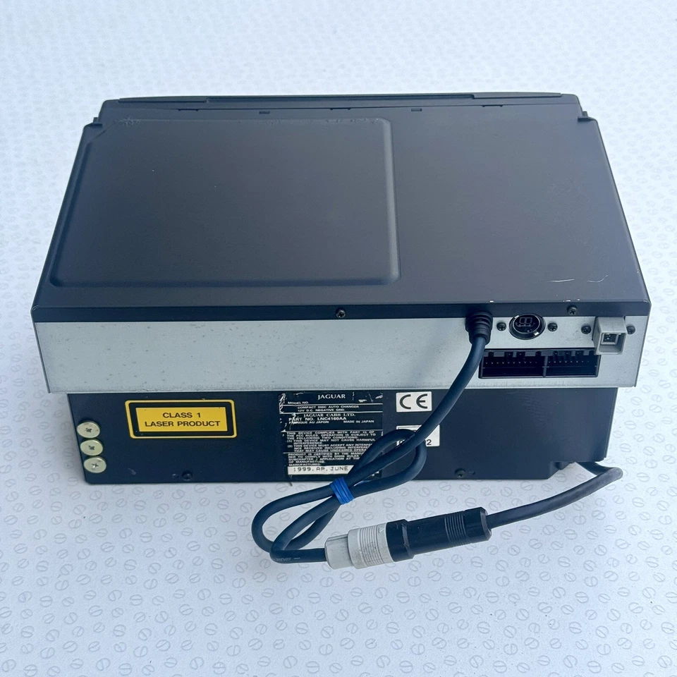 JAGUAR XJ8 X308 SAT NAV DRIVE + CD CHANGER (LNC4160AA) - Image 4 of 4