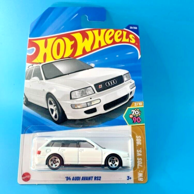 HOT WHEELS 2025 '94 AUDI AVANT RS2 CASABLANCA WHITE 29/250 HYX60