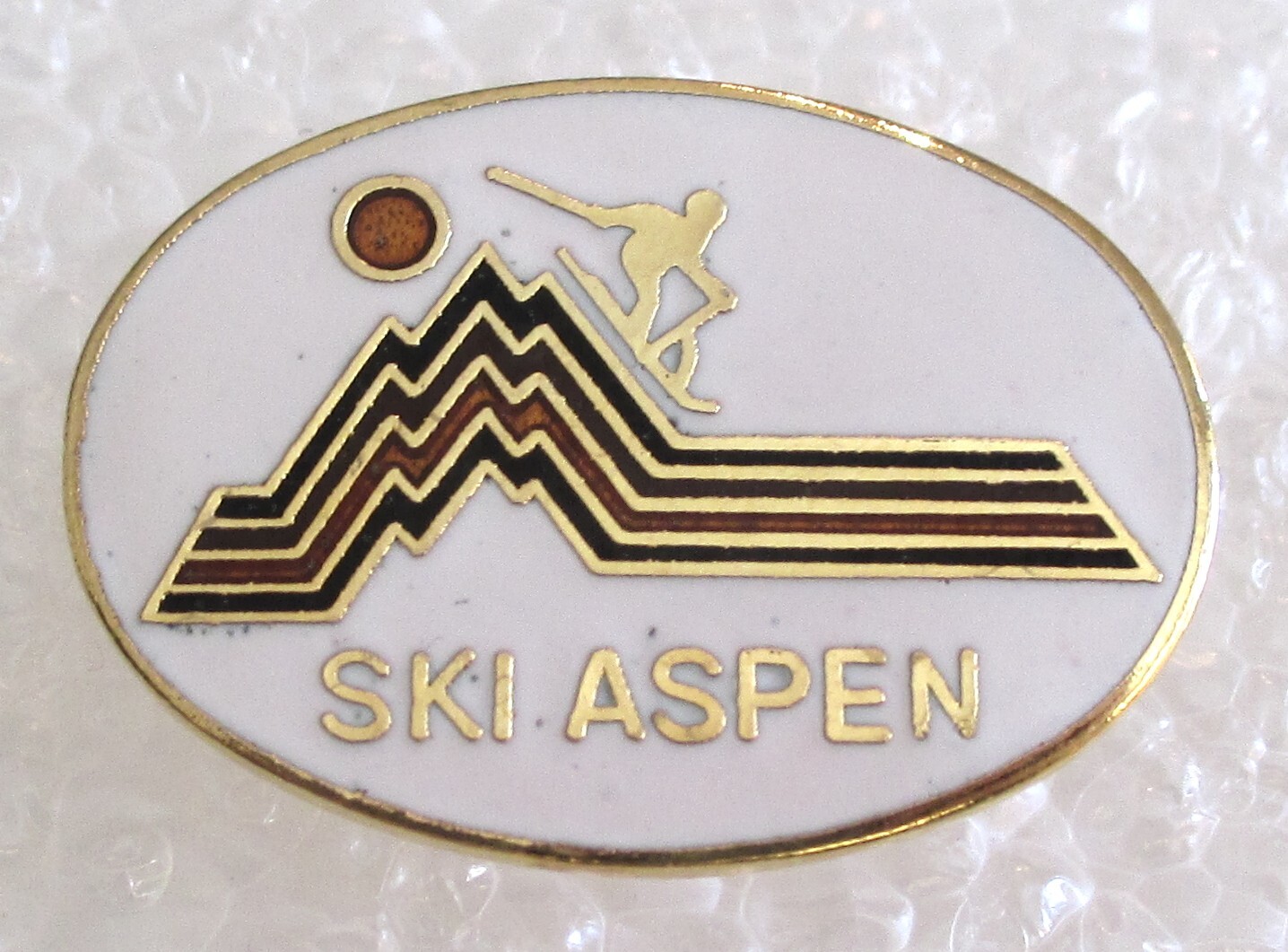 SKI ASPEN - Aspen Ski Resort Skiing Souvenir Collector Pin - Colorado