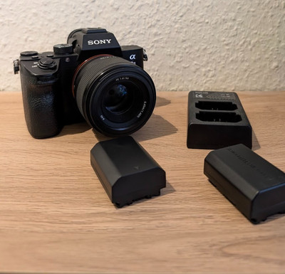 Sony Alpha a7iii + Sony FE 50mm F1.8 | Sehr guter Zustand
