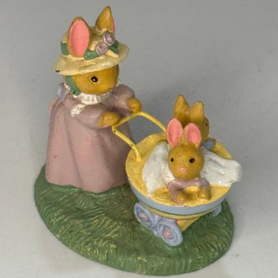 Avon Forest Friends Springtime Stroll Figur Hase Kaninchenfamilie Sammlerstück
