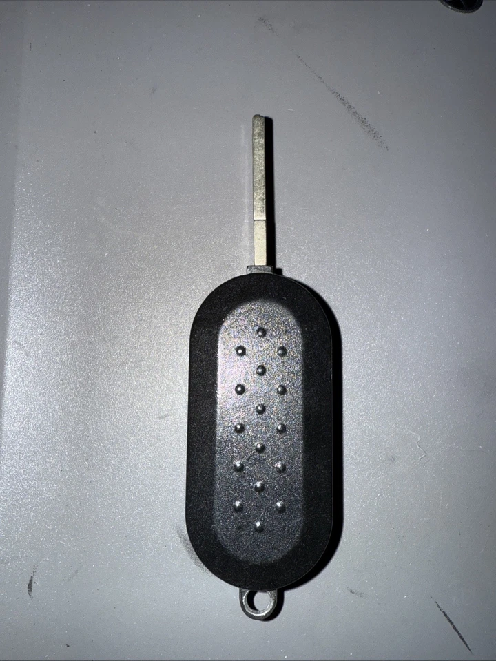 OEM 2012-2017 FIAT 500 LLAVE ABATIBLE ENTRADA REMOTA CLICKER FOB LTQF12AM433TX Foto 3 de 4
