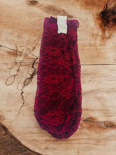 Free People Bella Calze Crew in Pizzo Rosso OSFA Nuove con etichette - Foto 2 di 4