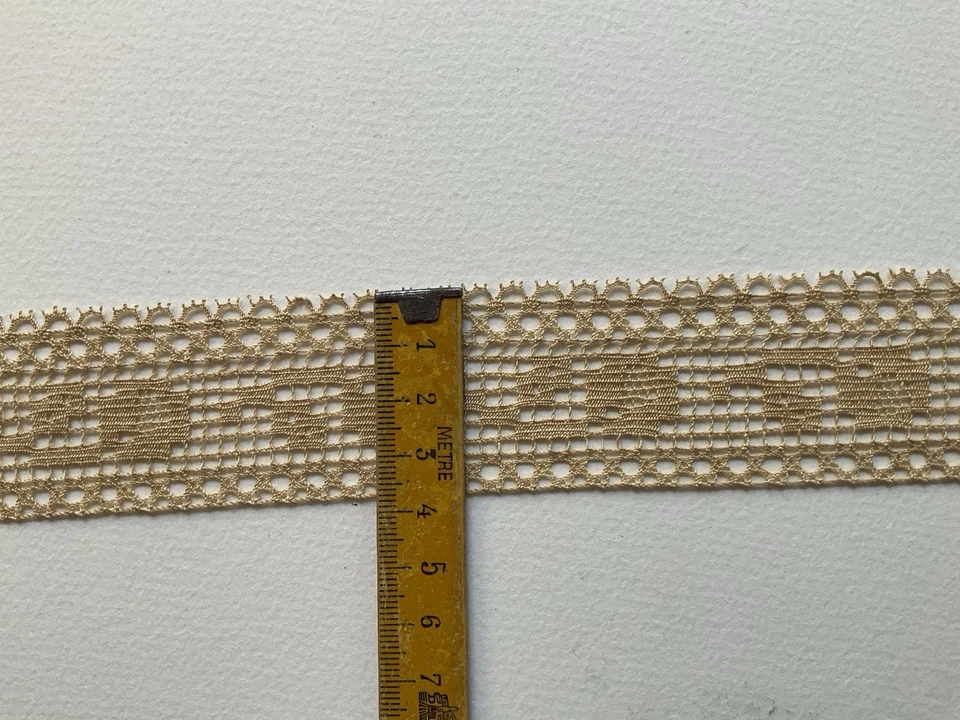 19 M de dentelle ancienne - Photo 4/4