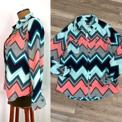 Vibrant rue21 Chevron Blouse S Indie Sleaze Y2K Retro Revival Geometric Print