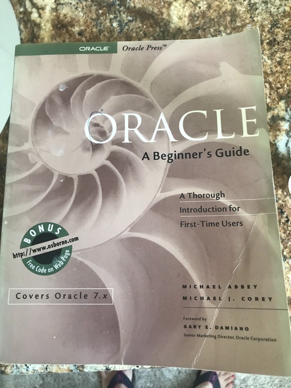 Oracle Press: Oracle : A Beginner's Guide by Michael Abbey and Michael J. Corey