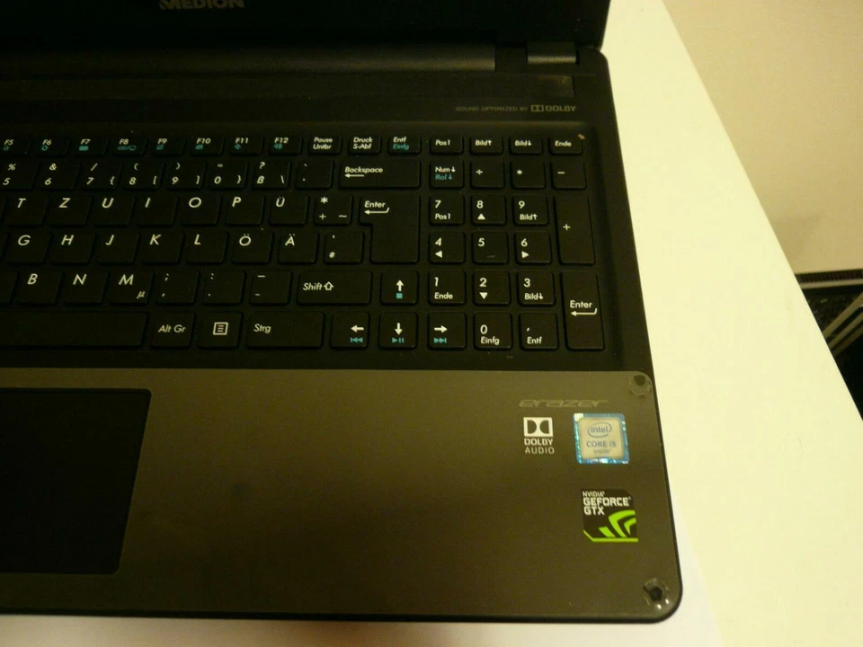 Medion ERAZER P6661 15,6", 1TB HDD, 128GB SSD, 8GB RAM, Intel i5, 2J. Garantie - Bild 3 von 4