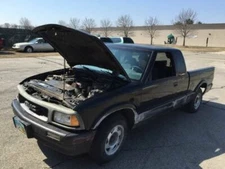 Wash Reservoir Without Rear Wiper Fits 95-05 BLAZER S10/JIMMY S15 70992