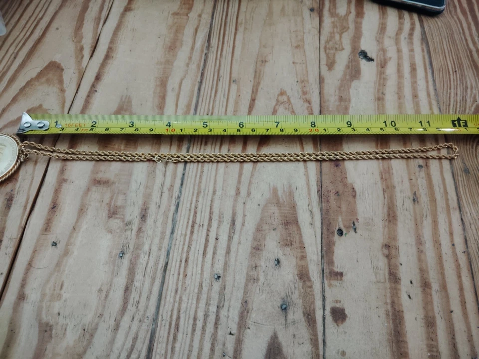 1994 Com WOMEN IN MILITARY PROOF DOLLAR with Gold Filled Bezeled Necklace Case - Image 2 of 4