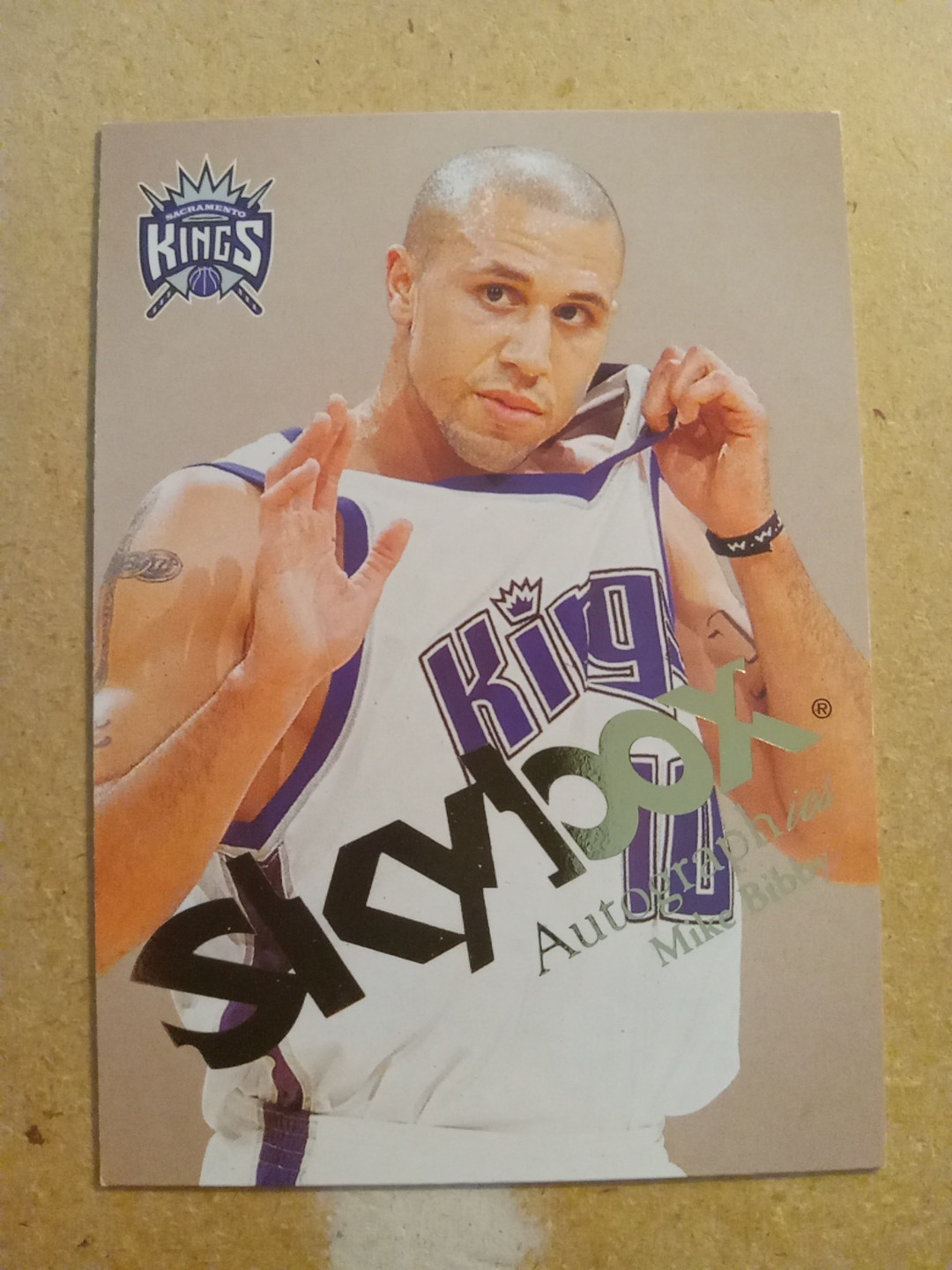 2003-04 Skybox Autographics Mike Bibby #36