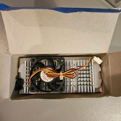 Used AAAVID Slot 1 Ball Bearing Fan/Heatsink Cooler   Intel Pentium Celeron CPU